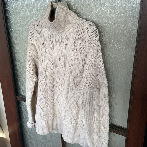 Vanessa Bruno Sahel Cable Knit Turtleneck Sweater size Large - Picture 8 of 12